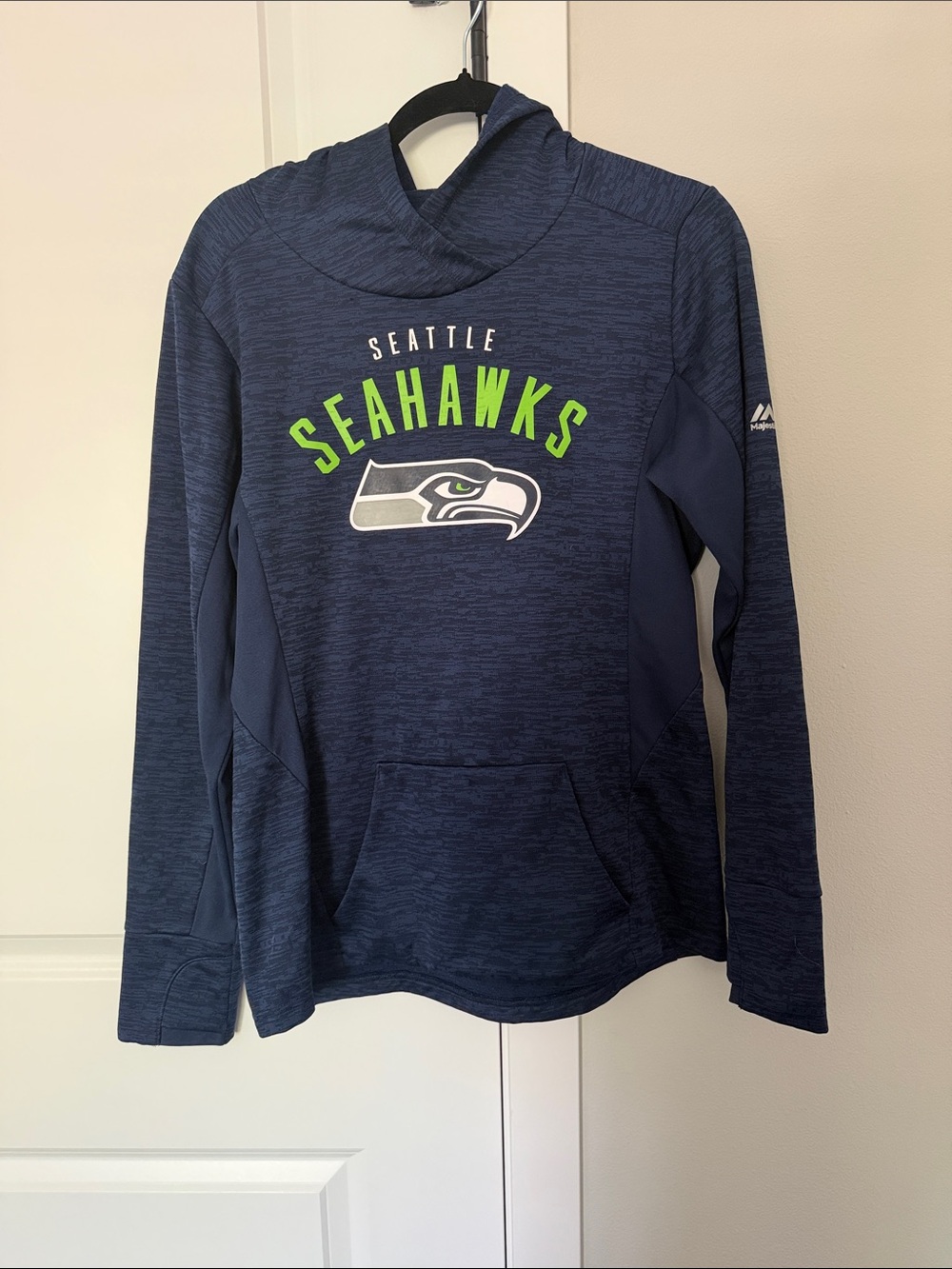 Seattle Seahawks Women's Navy Hooded Pullover Sweatshirt